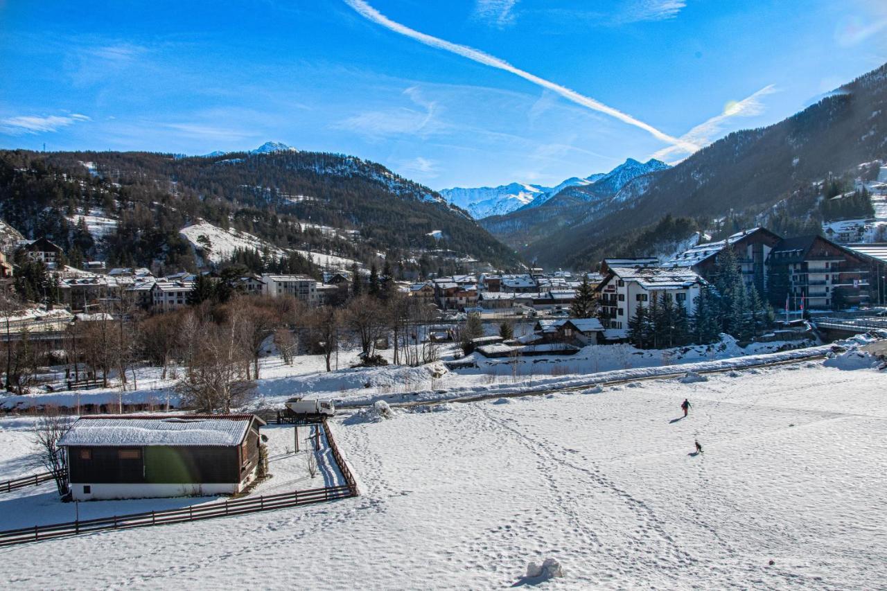 Casa Per Ferie Beatorosaz Hotel Cesana Torinese Bagian luar foto