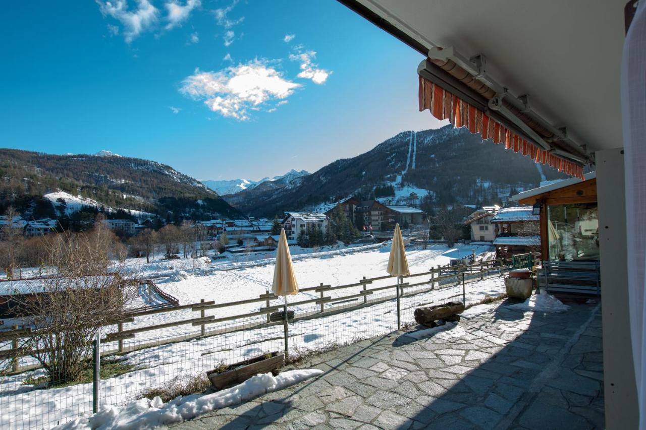 Casa Per Ferie Beatorosaz Hotel Cesana Torinese Bagian luar foto