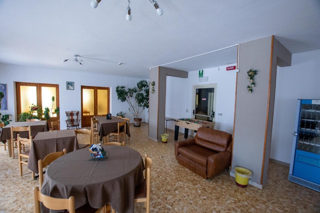 Casa Per Ferie Beatorosaz Hotel Cesana Torinese Bagian luar foto