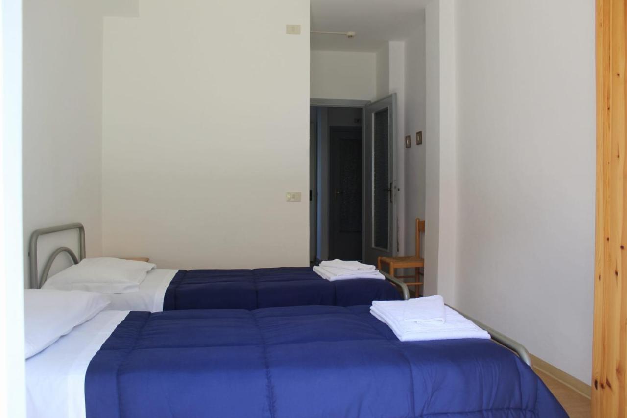 Casa Per Ferie Beatorosaz Hotel Cesana Torinese Bagian luar foto