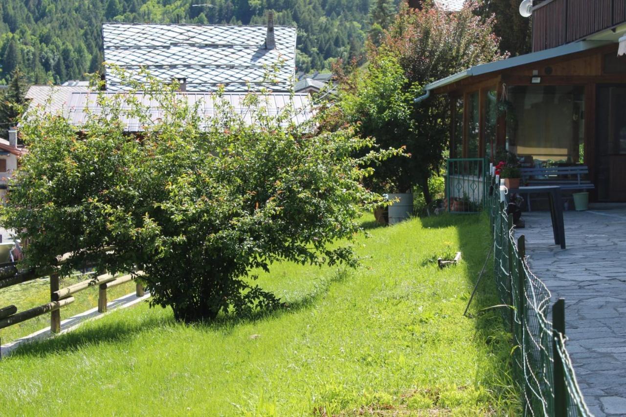 Casa Per Ferie Beatorosaz Hotel Cesana Torinese Bagian luar foto