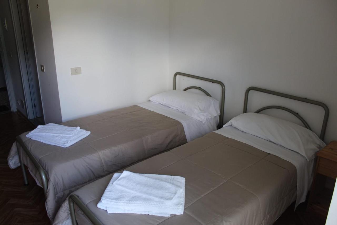 Casa Per Ferie Beatorosaz Hotel Cesana Torinese Bagian luar foto
