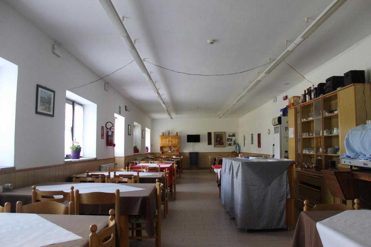 Casa Per Ferie Beatorosaz Hotel Cesana Torinese Bagian luar foto