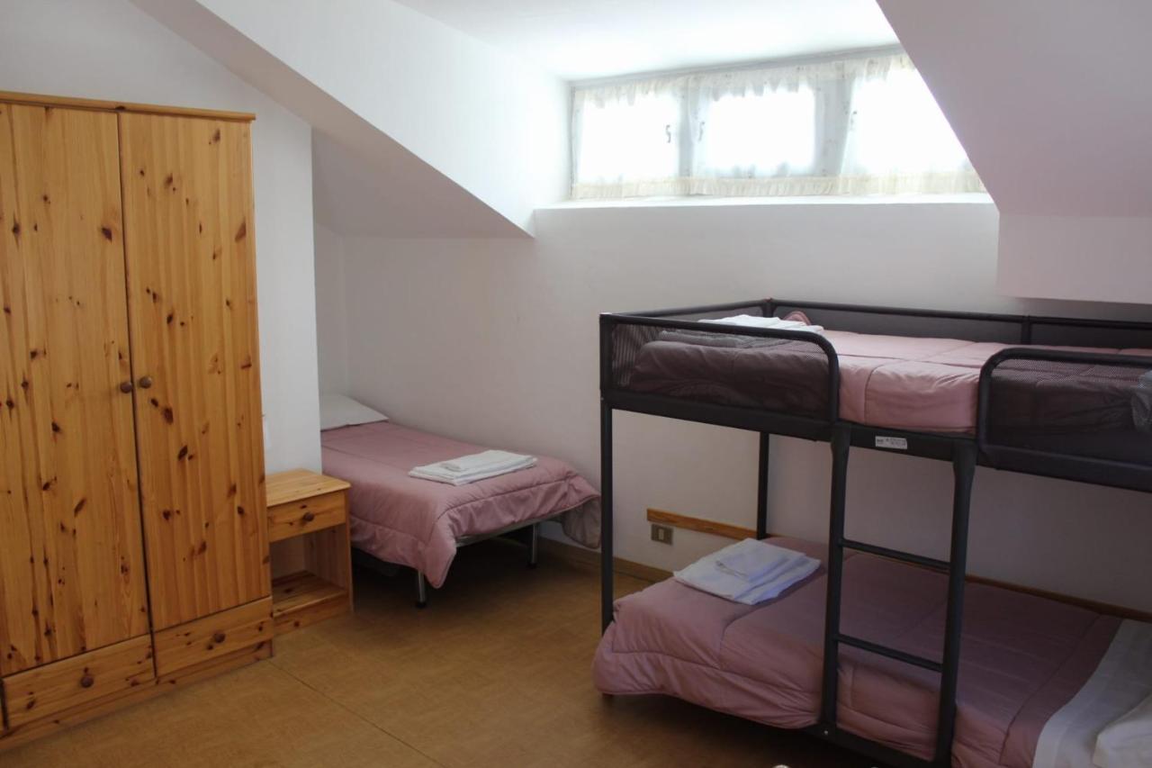 Casa Per Ferie Beatorosaz Hotel Cesana Torinese Bagian luar foto