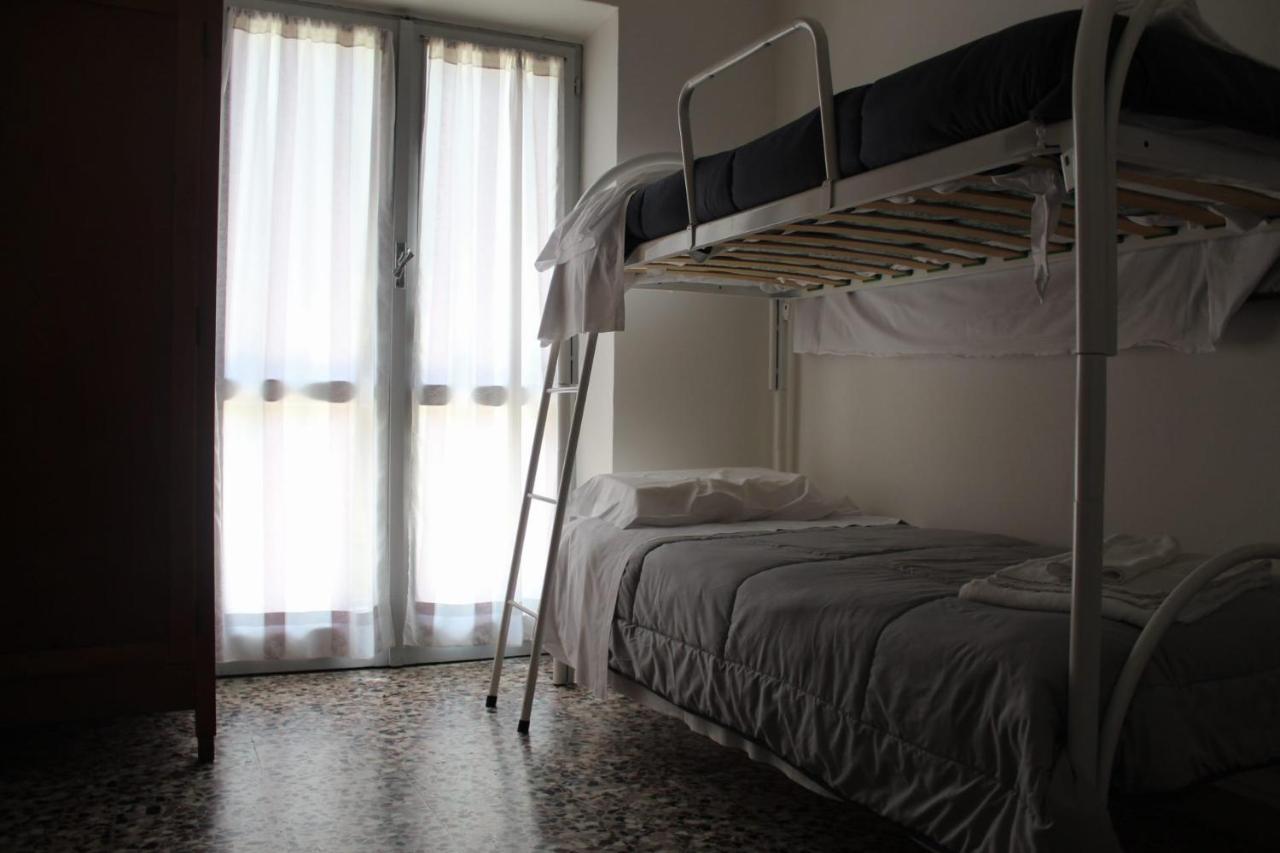Casa Per Ferie Beatorosaz Hotel Cesana Torinese Bagian luar foto