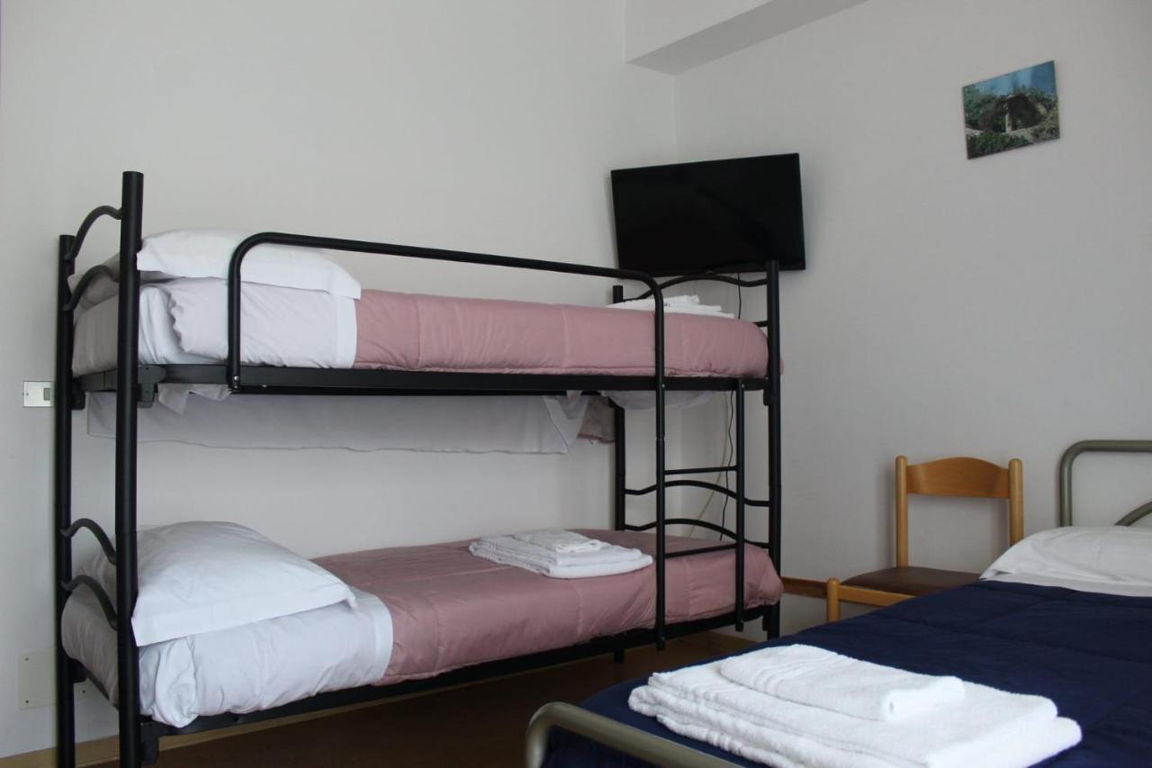 Casa Per Ferie Beatorosaz Hotel Cesana Torinese Bagian luar foto