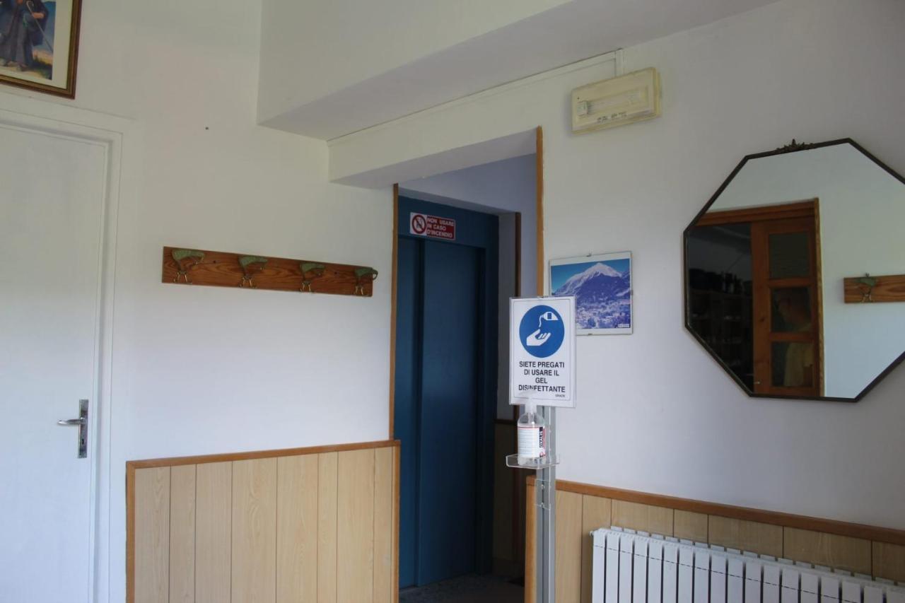 Casa Per Ferie Beatorosaz Hotel Cesana Torinese Bagian luar foto