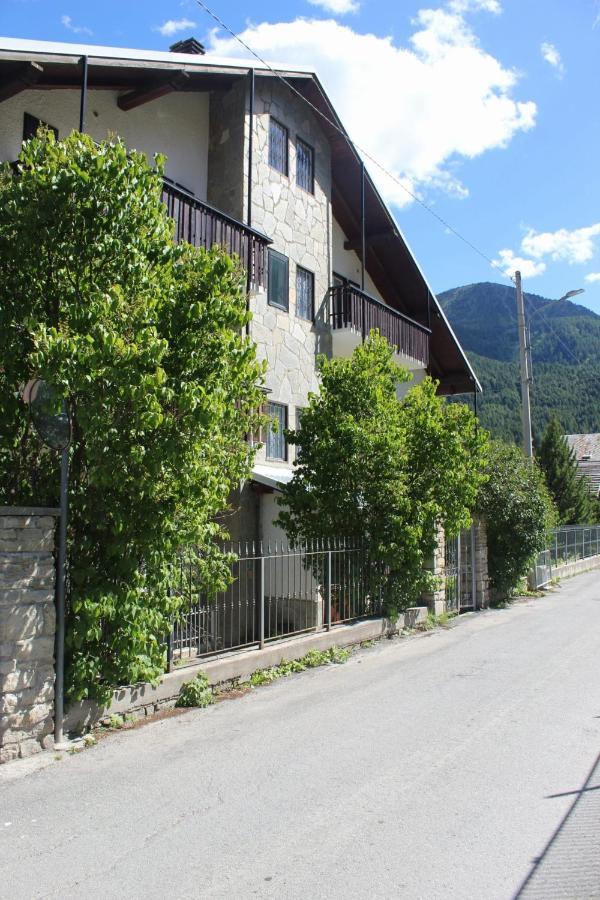 Casa Per Ferie Beatorosaz Hotel Cesana Torinese Bagian luar foto